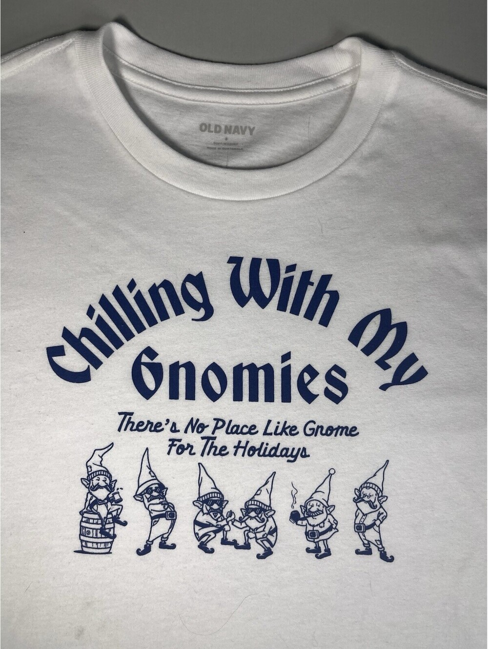 Old Navy Holiday Chilling With My Gnomies White Shirt Small